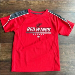 Detroit Red Wings Hockey T-shirt | Red Wings Hockey | Hockeytown | Detroit